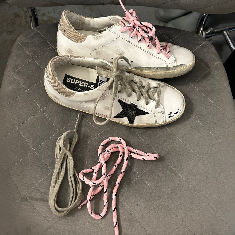 Golden goose superstar sneaker